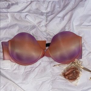 VS Strapless bra
